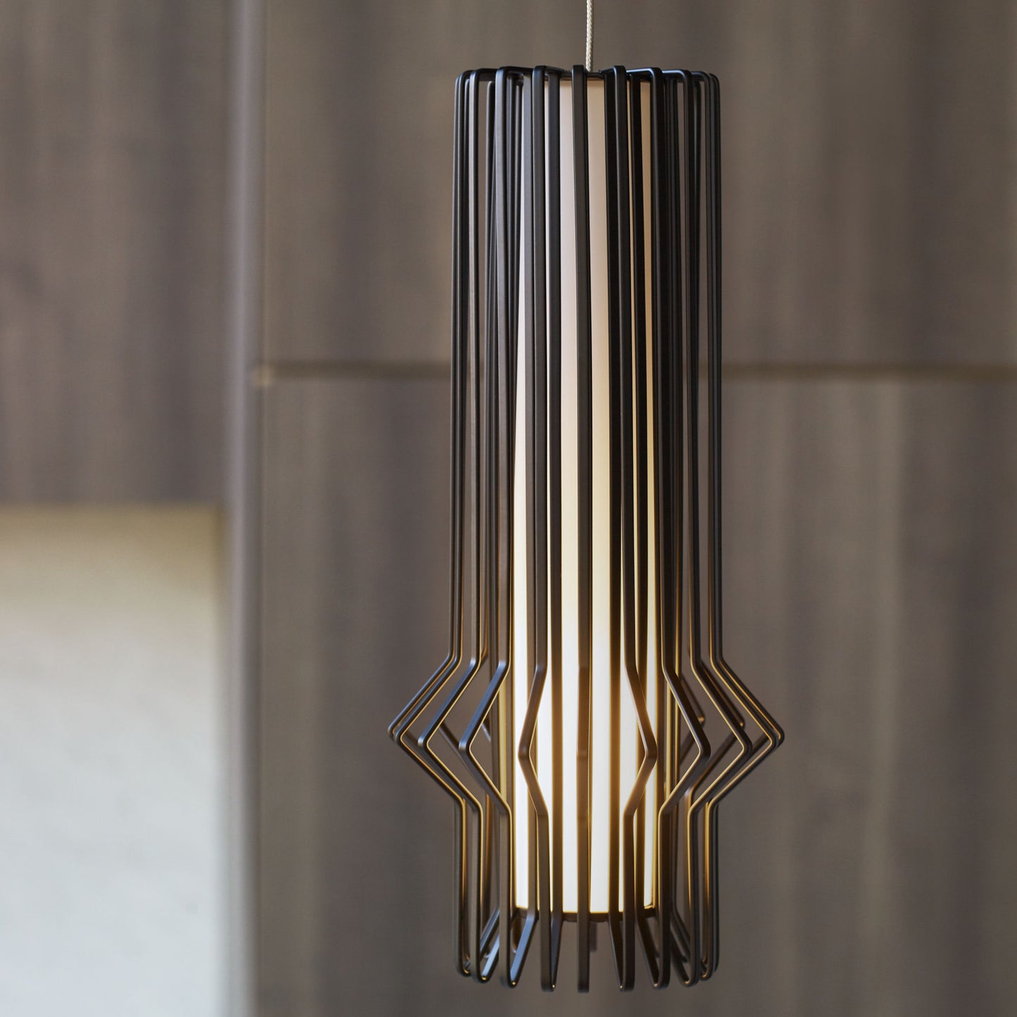 Visual Comfort | Sean Lavin | MonoRail Mini Syrma Pendant