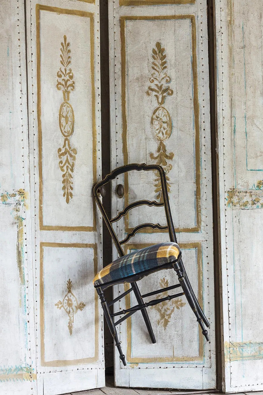 Pierre Frey Sacha — scenography