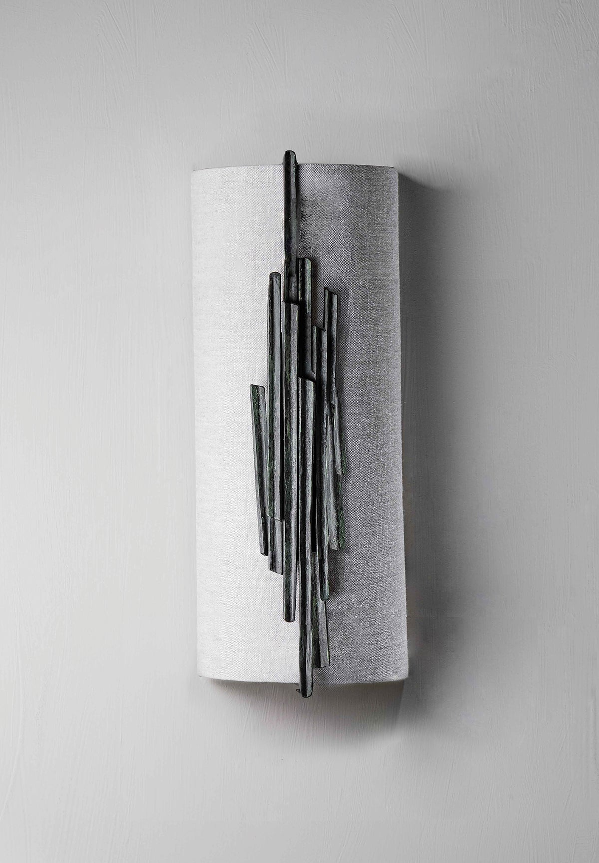 Porta Romana I Hanzo Forged Wall Light Large