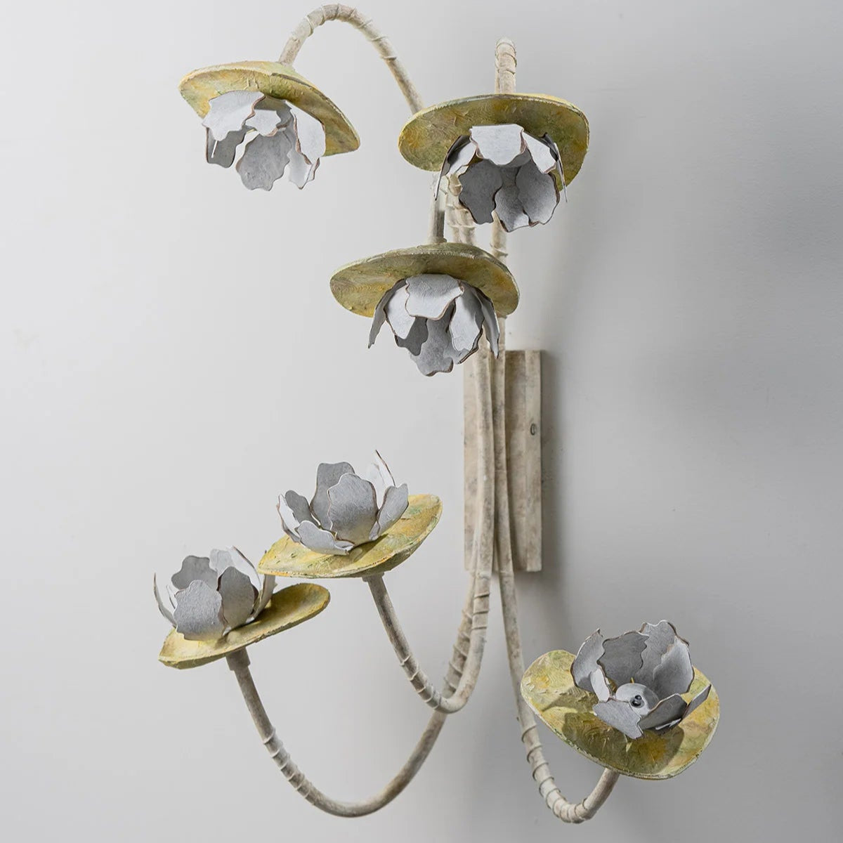 Porta Romana | Lila Wall Light