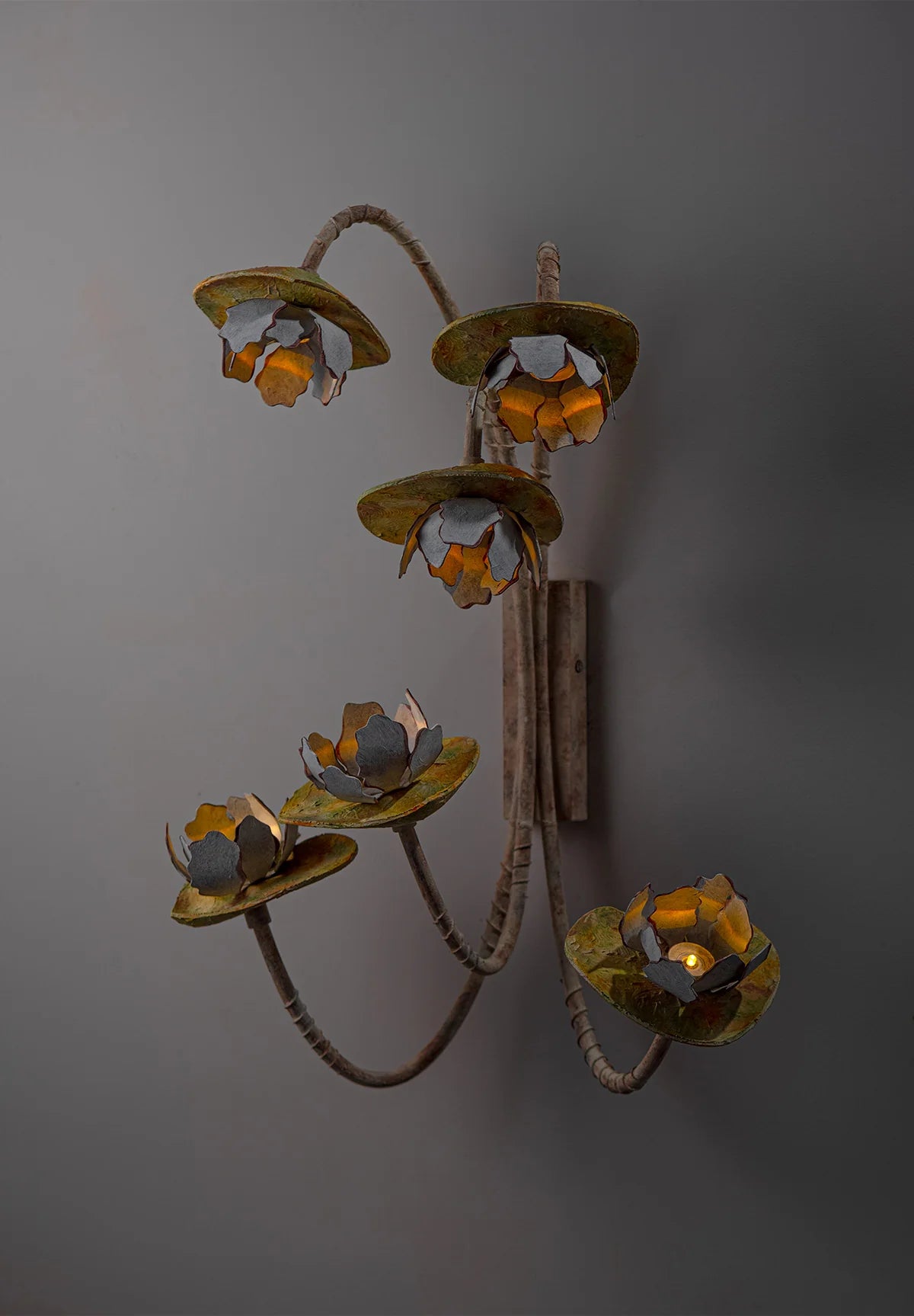 Porta Romana | Lila Wall Light