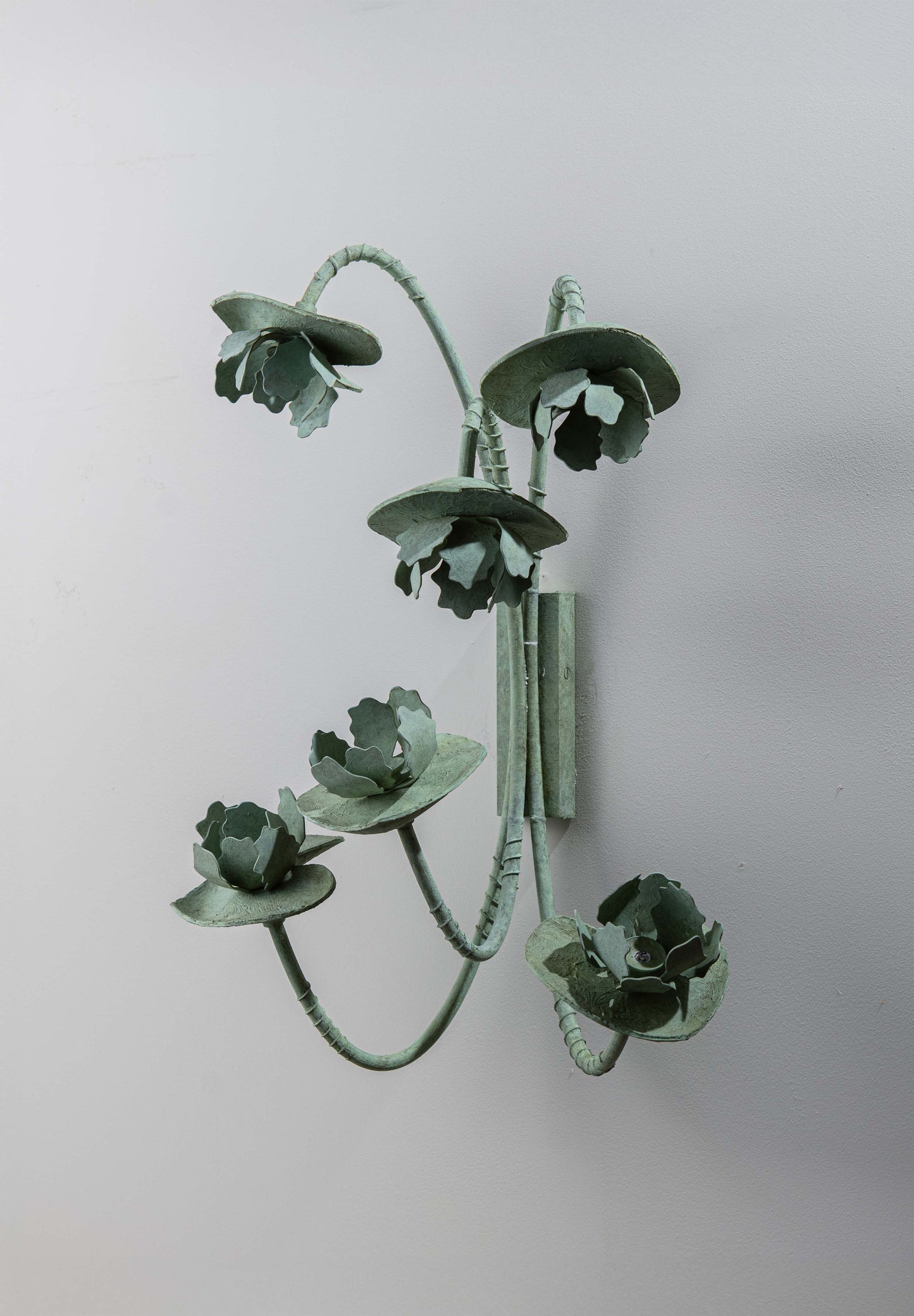 Porta Romana | Lila Wall Light