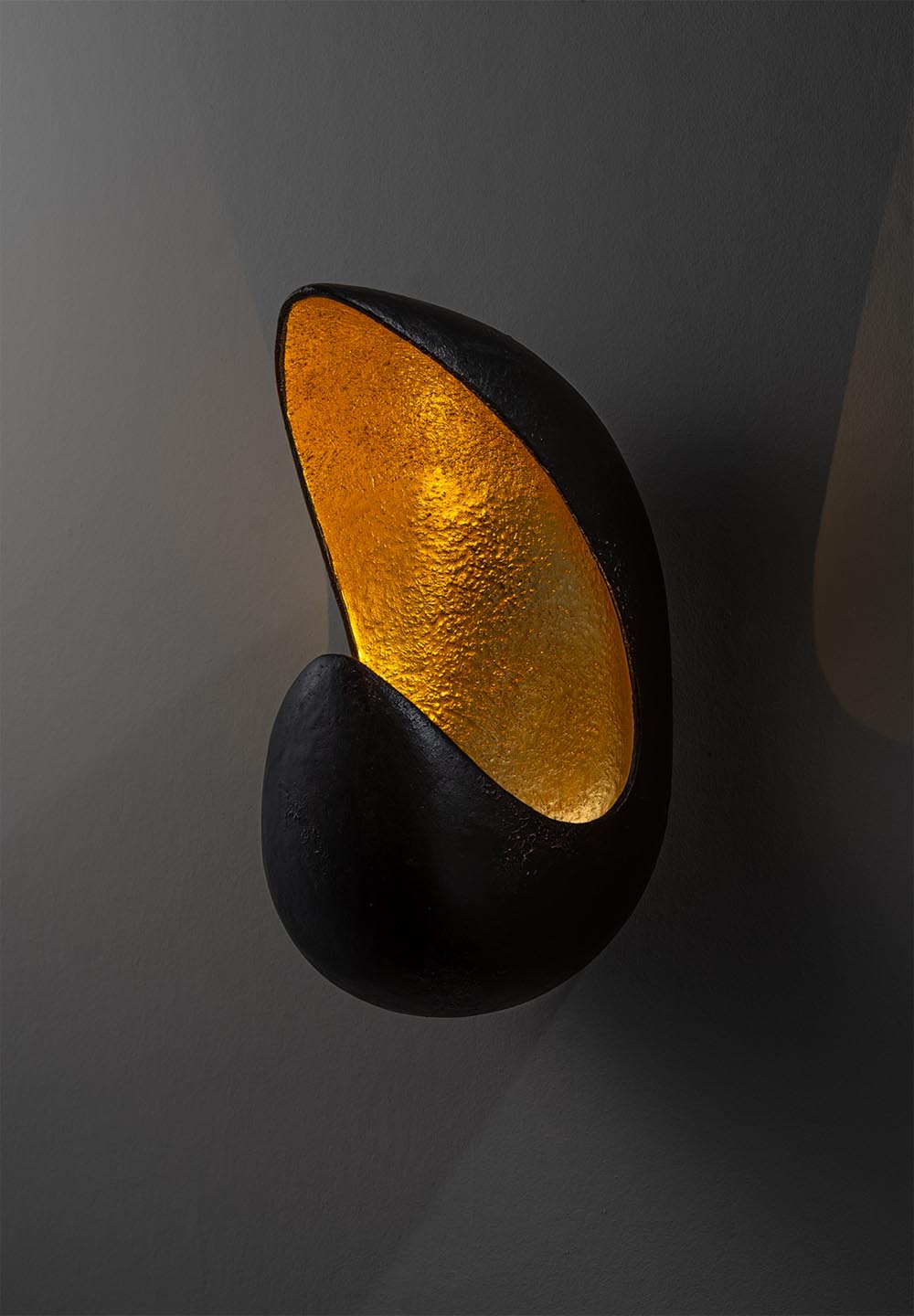 Caju Wall Light - Fired Copper lit