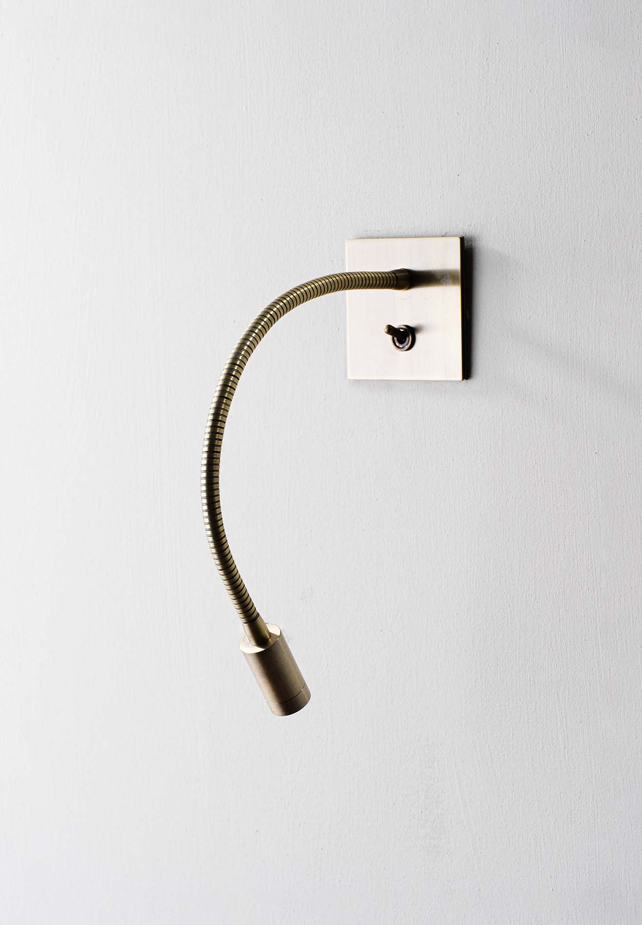 Porta Romana I Jordan Wall Light Large