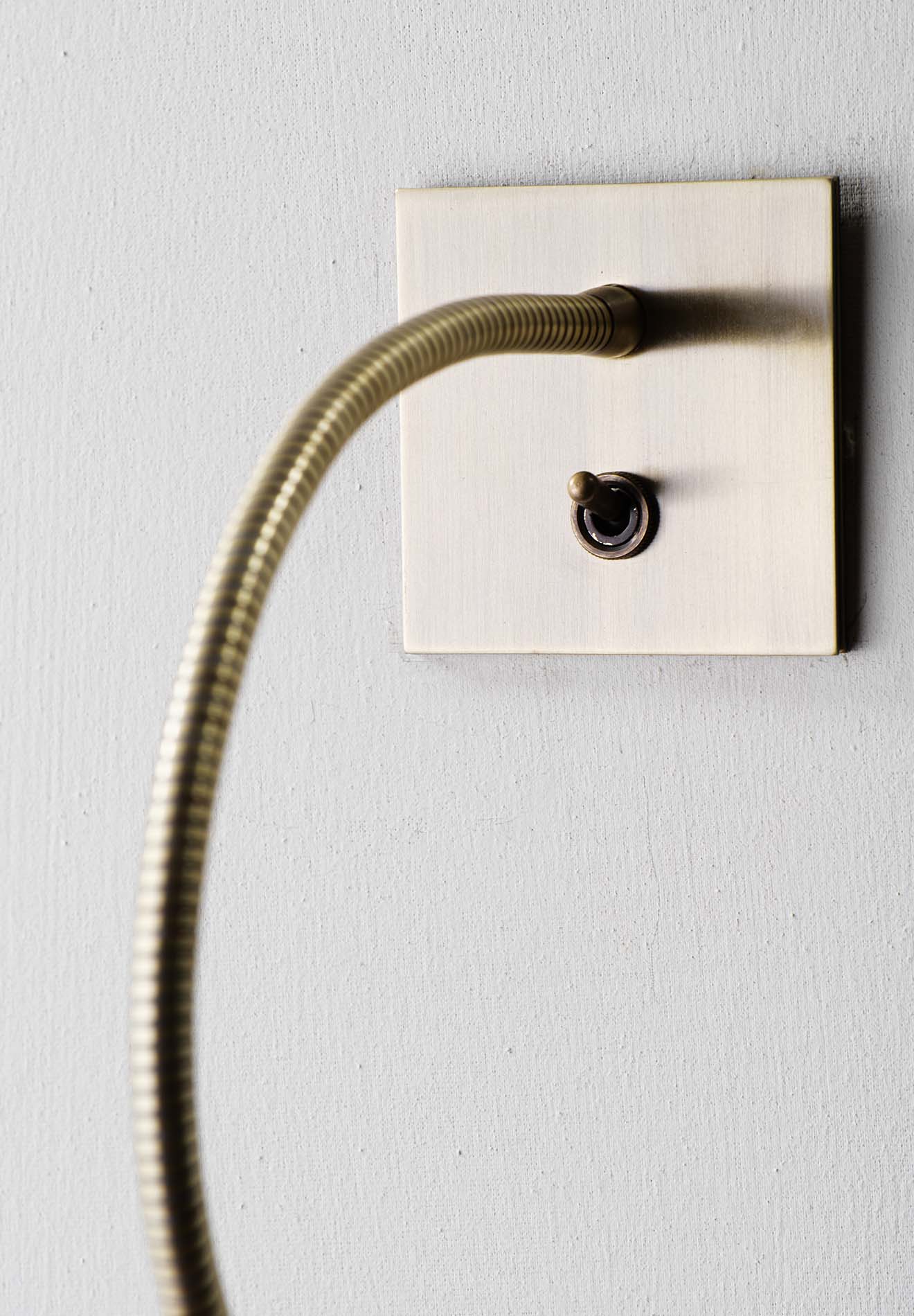 Porta Romana I Jordan Wall Light Large