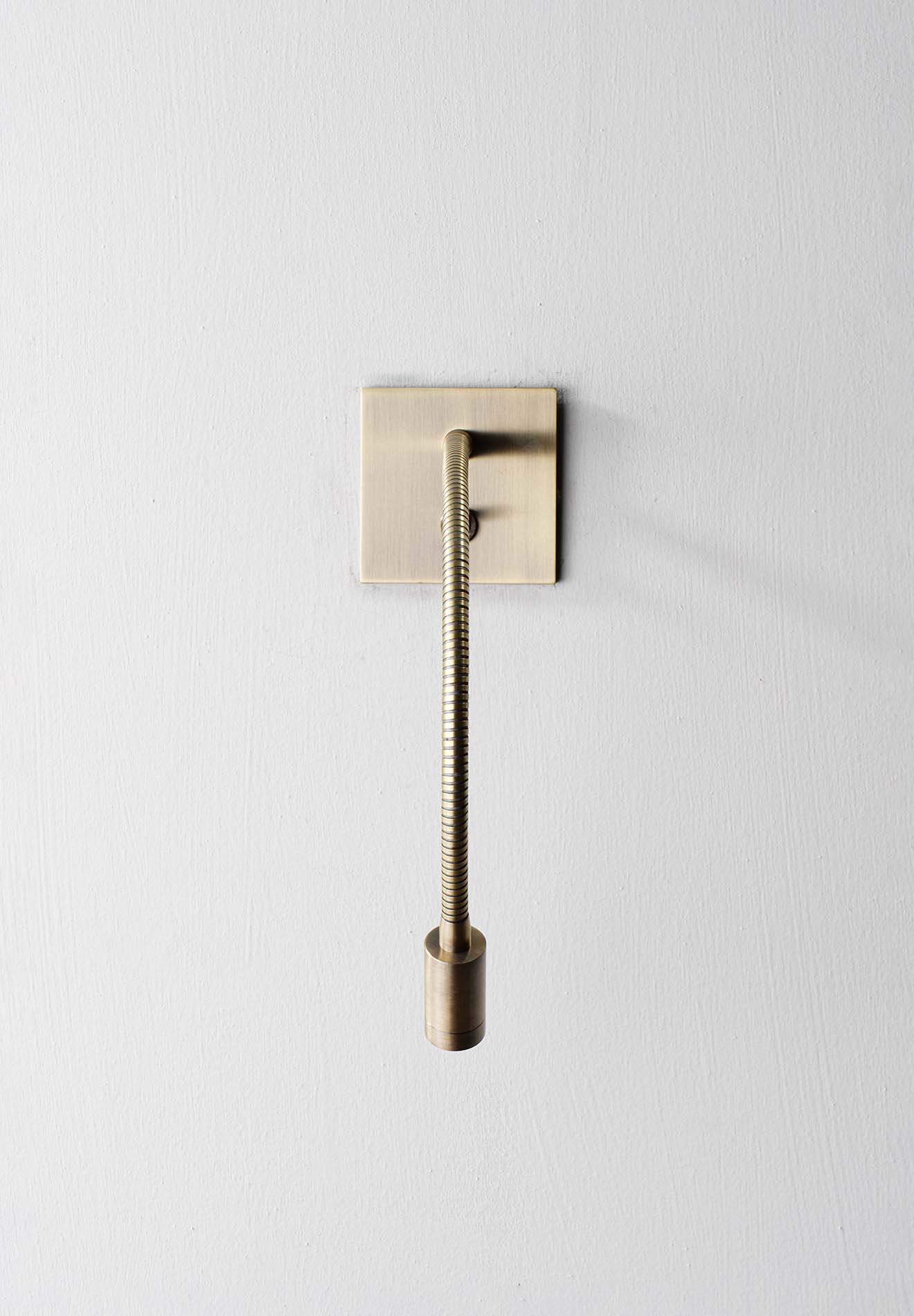 Porta Romana I Jordan Wall Light Large