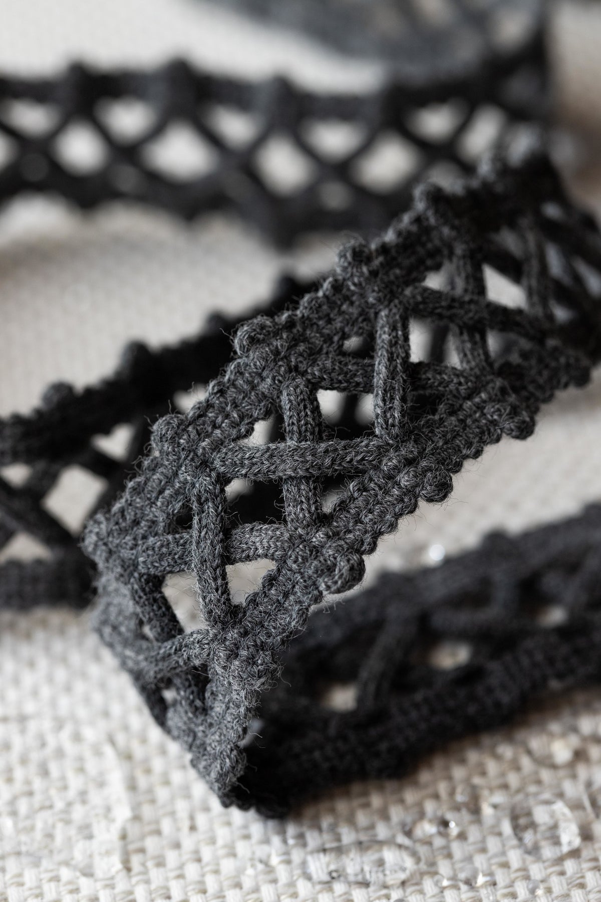Samuel and Sons Terrace Openwork Braid — scenography