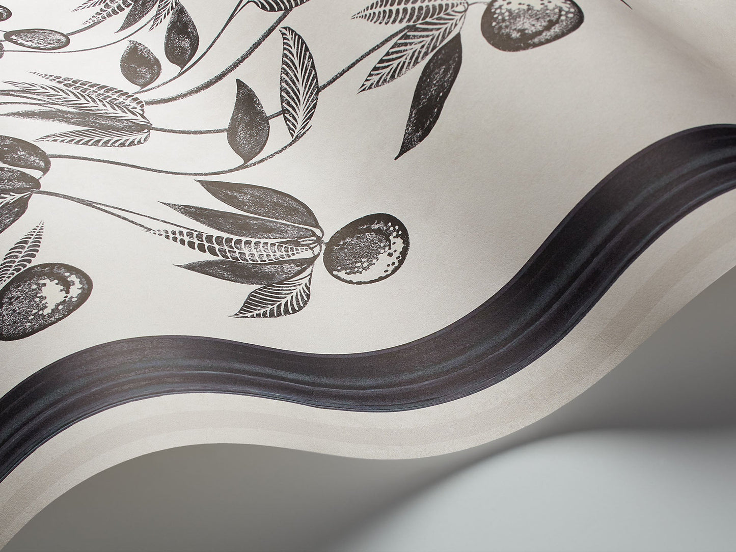 Cole & Son Trees of Eden LIFE - interior