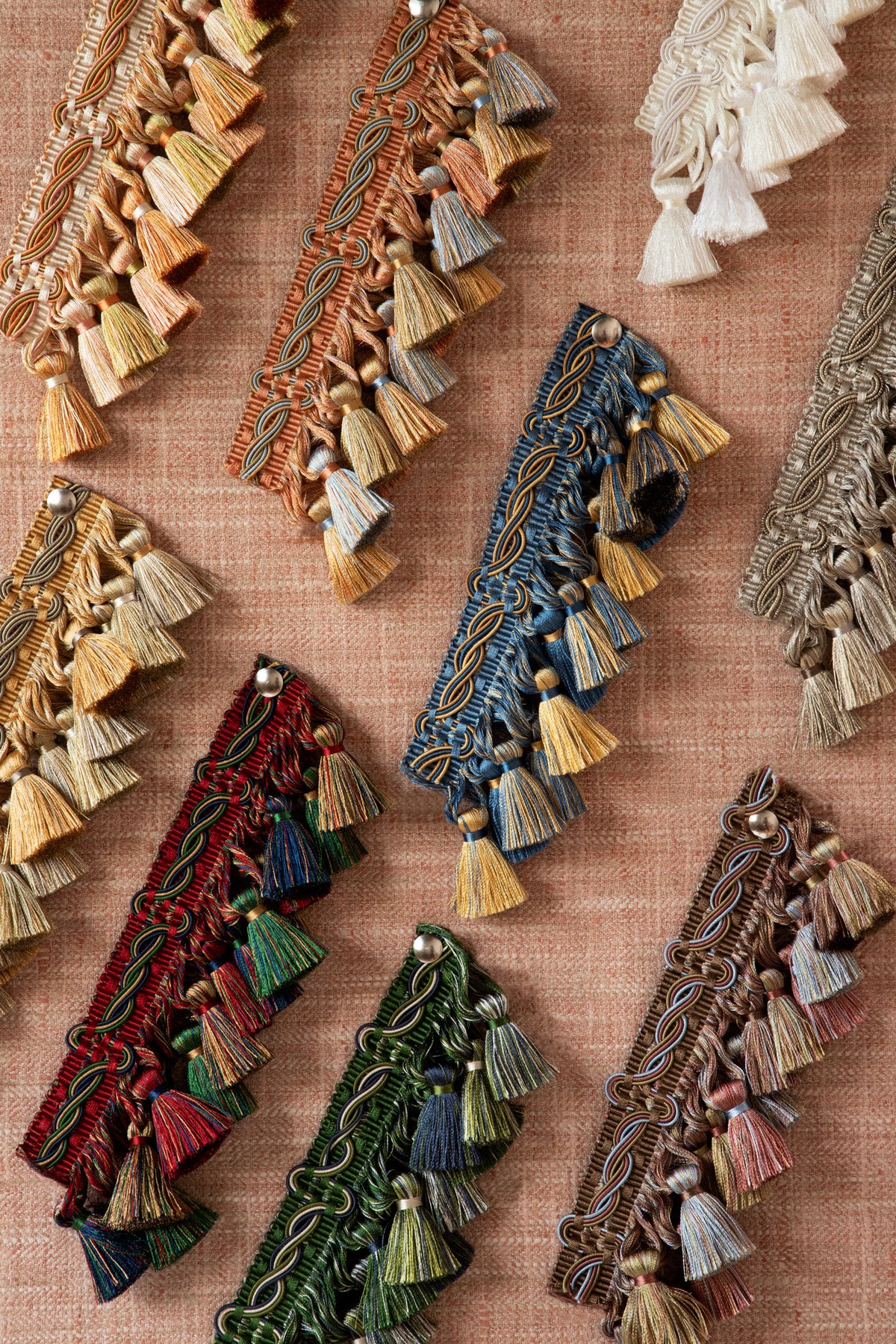 Samuel and Sons Trianon Scalloped Tassel Frnge — scenography