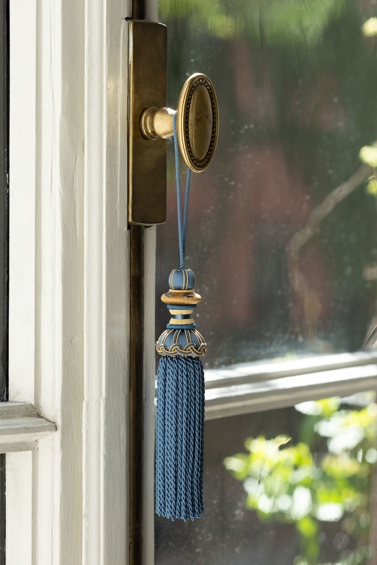 Samuel and Sons Trianon Key Tassel — scenography