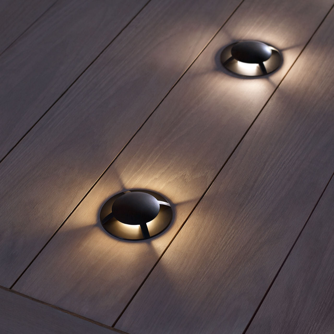 Visual Comfort | Shaver 16 Fixed 360° Aperture In-Grade Light