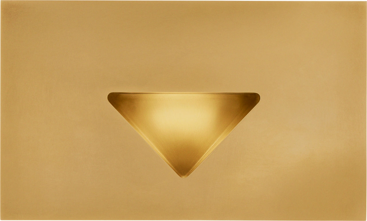 Visual Comfort | Kaidan Triangle 120V Step Light