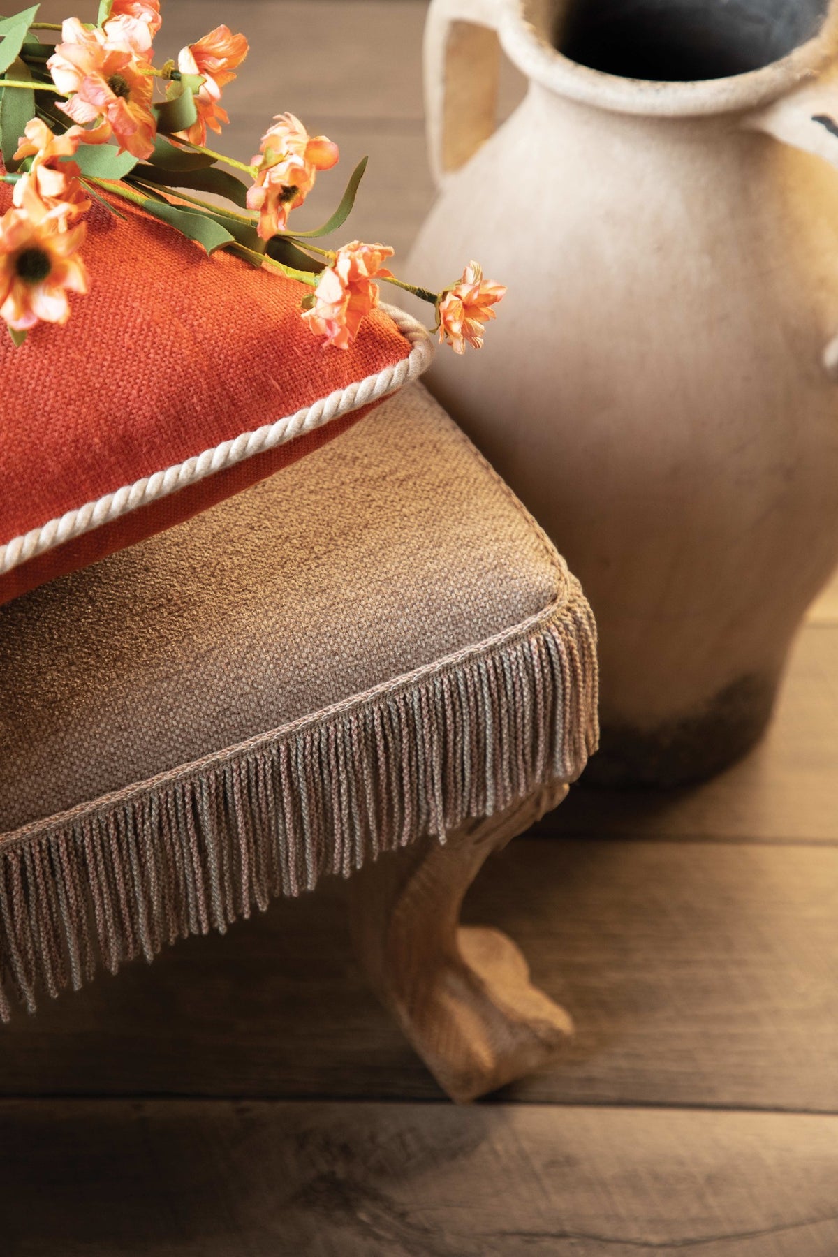 Samuel and Sons Veronique Fine Bullion Fringe — scenography