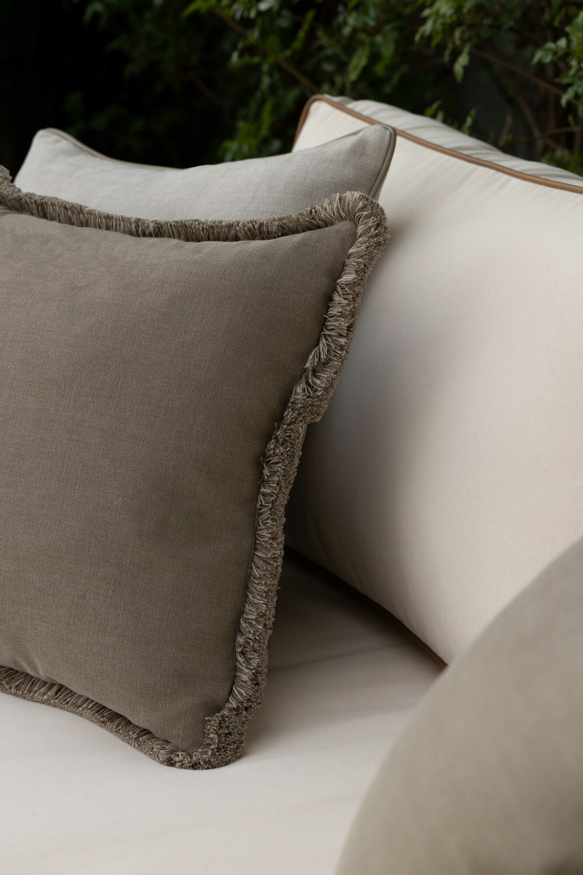 Samuel and Sons Aspen Brush Fringe — scenography