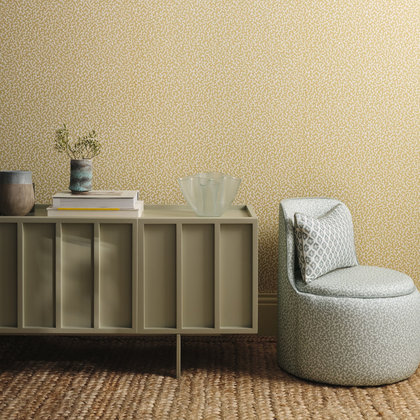 Romo | Elska – Hay