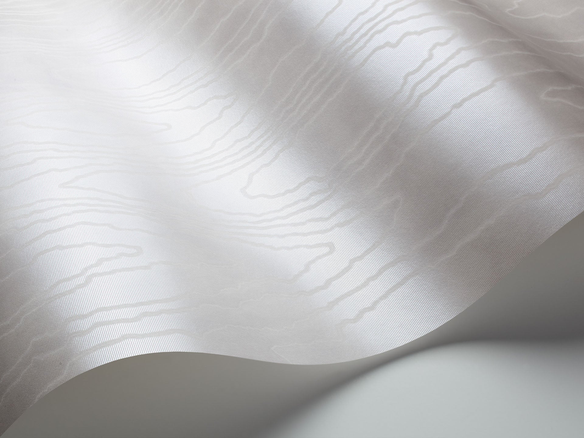 Cole & Son Watered Silk - interior