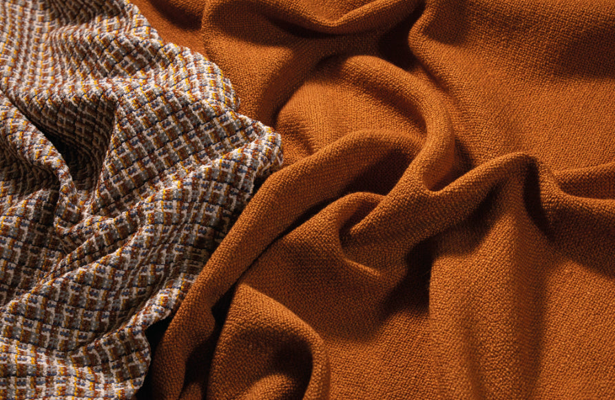 Threads | Clarity - interior