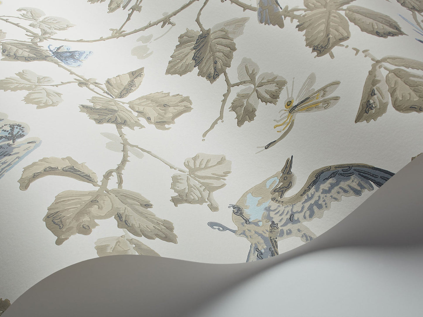 Cole & Son Winter Birds - interior
