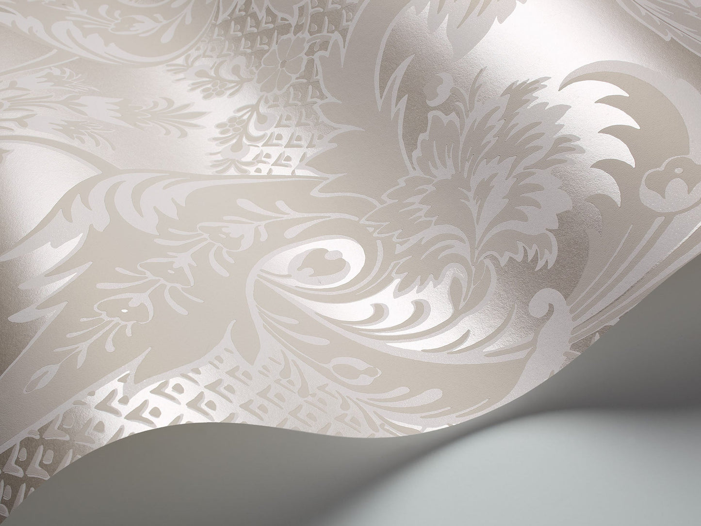Cole & Son Wyndham - interior