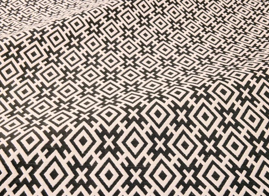Pierre Frey Luna Diamond - Black & White