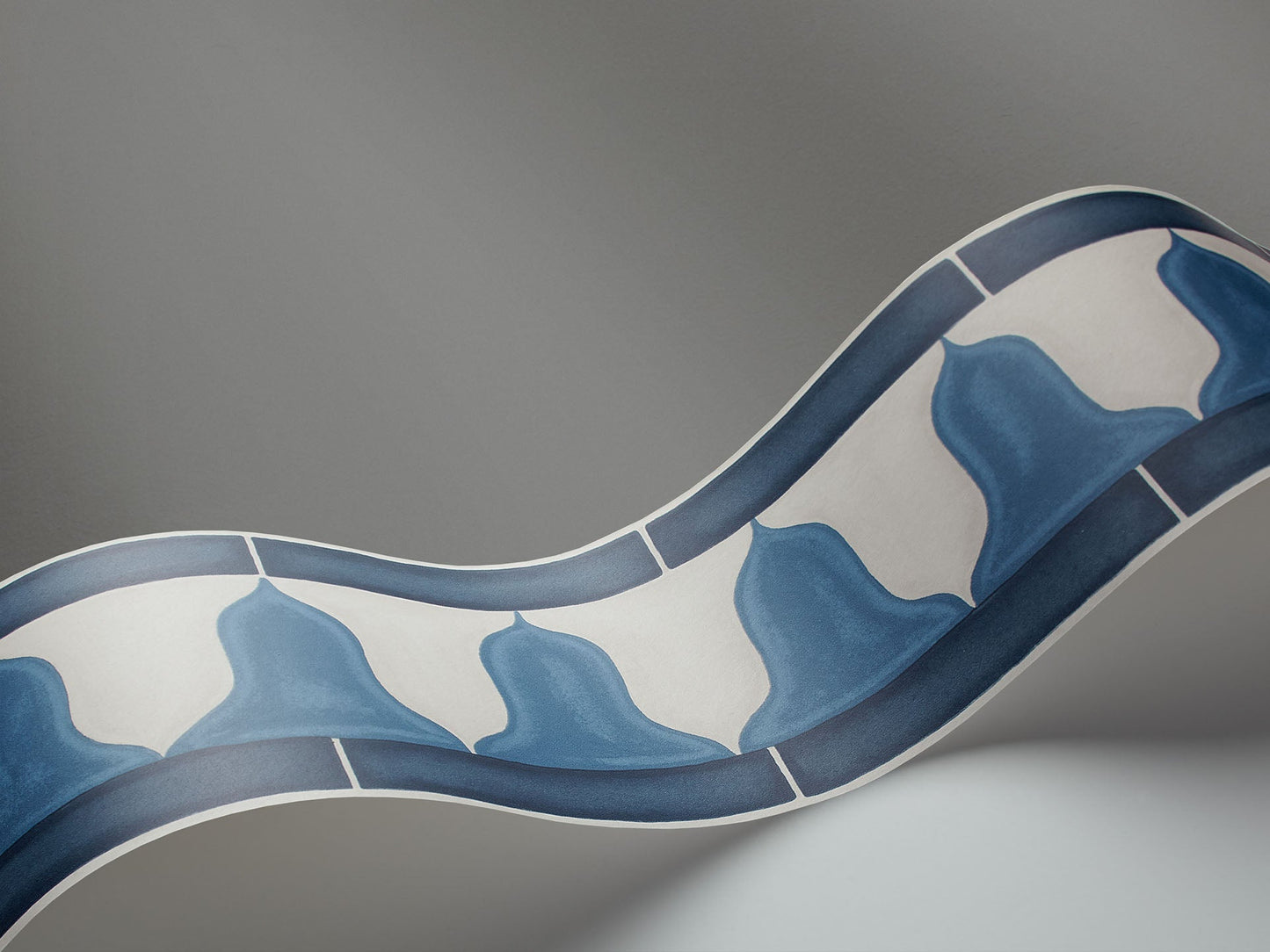 Cole & Son Zellige Border - interior
