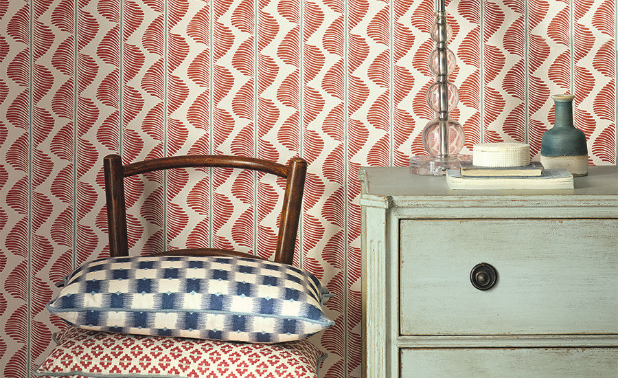 Pierre Frey Romo | Eleni Wallcovering – Almond — scenography