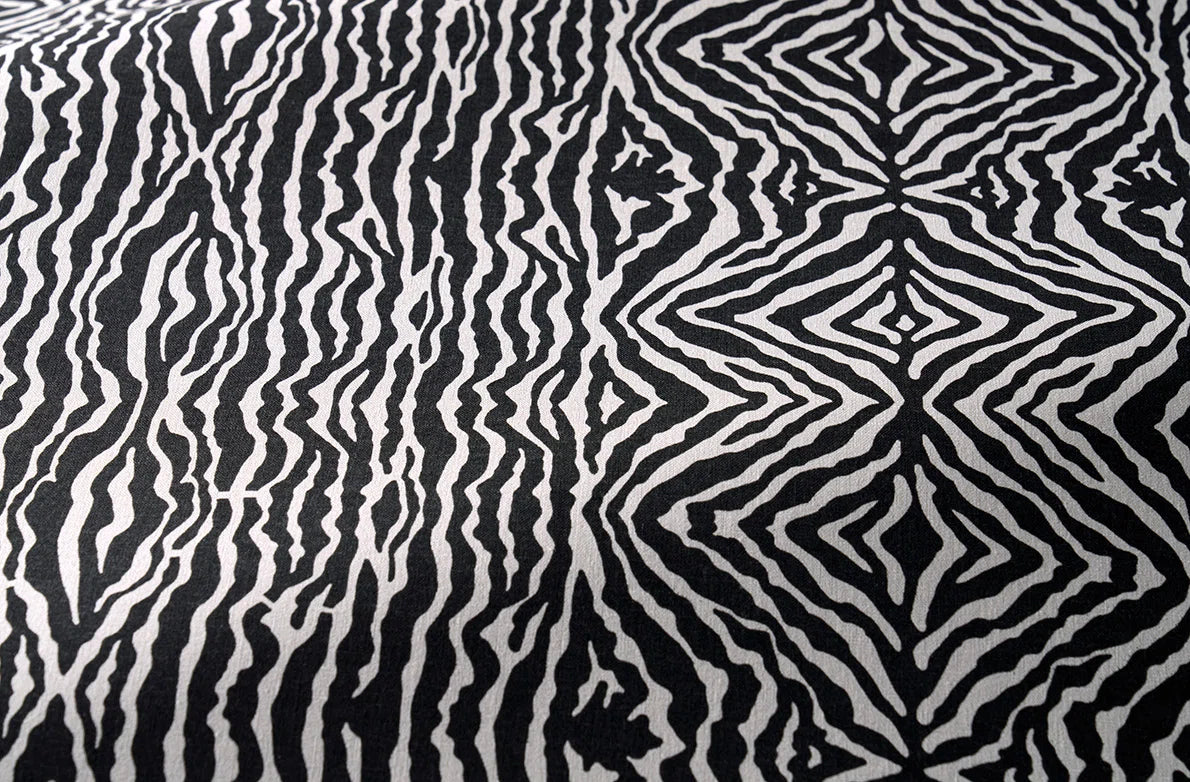 Pierre Frey Grevy stripe - Black
