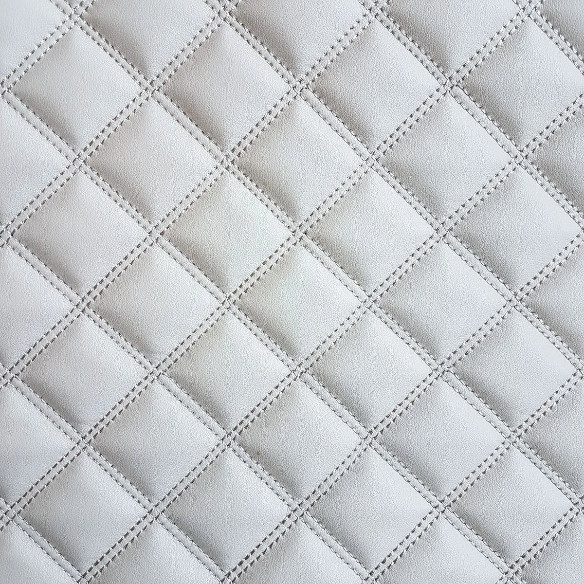 Casamance Ourebi fabric — Blanc Pétale
