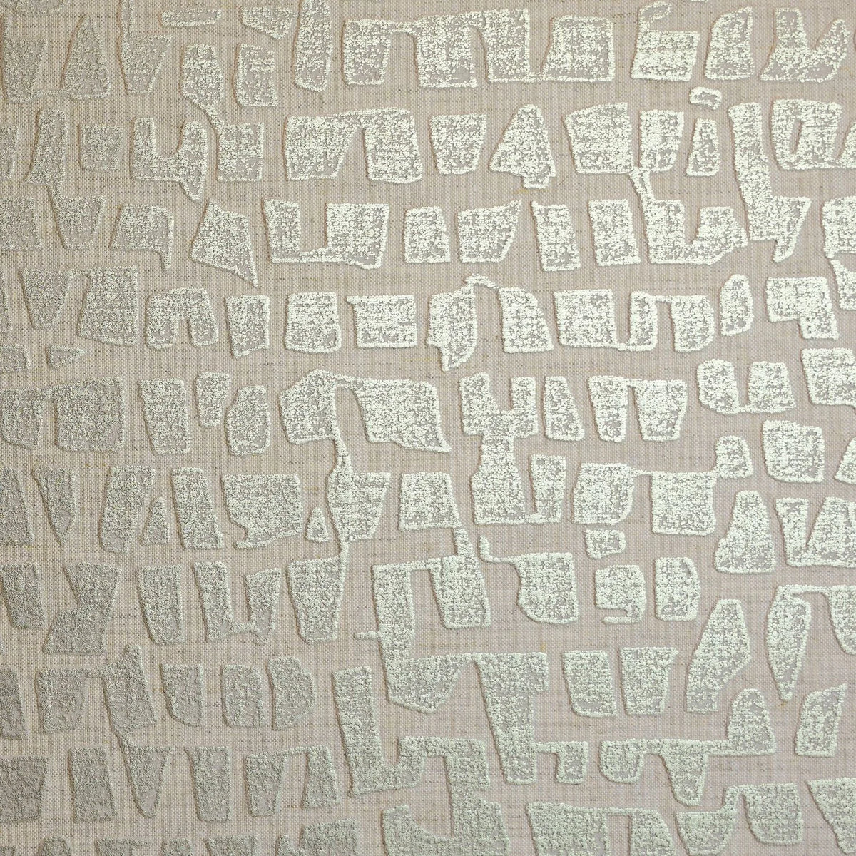 Casamance Serti wallcovering — Craie Platine