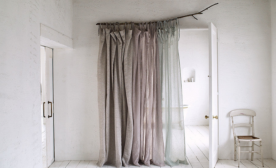 Pierre Frey Romo | Levant – Silver — scenography
