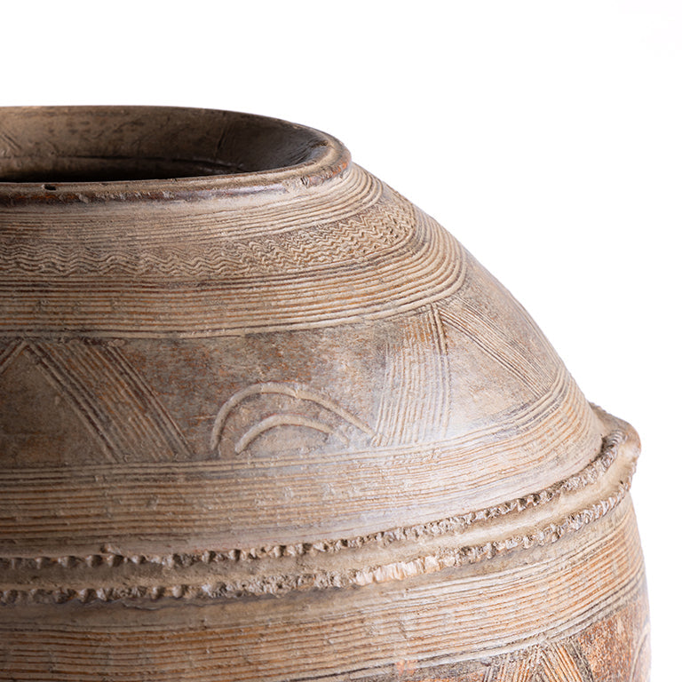 de Le Cuona | African Clay Water Pot No.2 – Tan