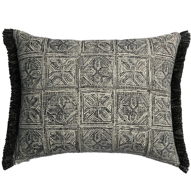 de Le Cuona | Batik Block Print Cushion with Fringing – Charcoal