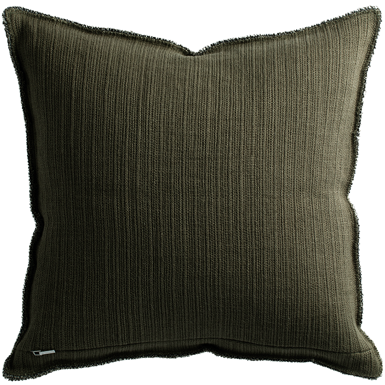 de Le Cuona | Bison Cushion with Fringe Detail – Wilderness