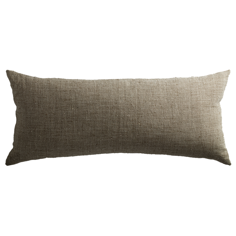 de Le Cuona | Cave Cloth Cushion with Vertical Detail – Rope