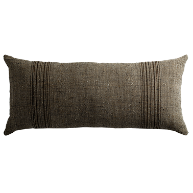 de Le Cuona | Cave Cloth Cushion with Vertical Detail – Storm