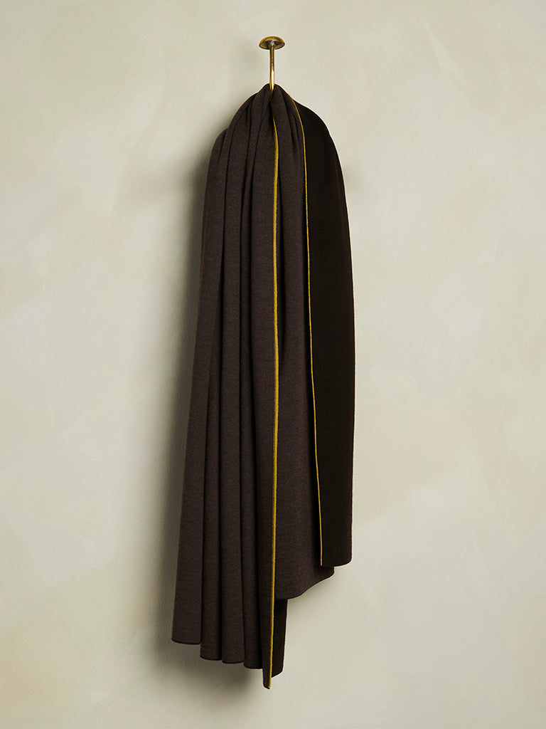 de Le Cuona | Classic Merino Wool Throw – Espresso