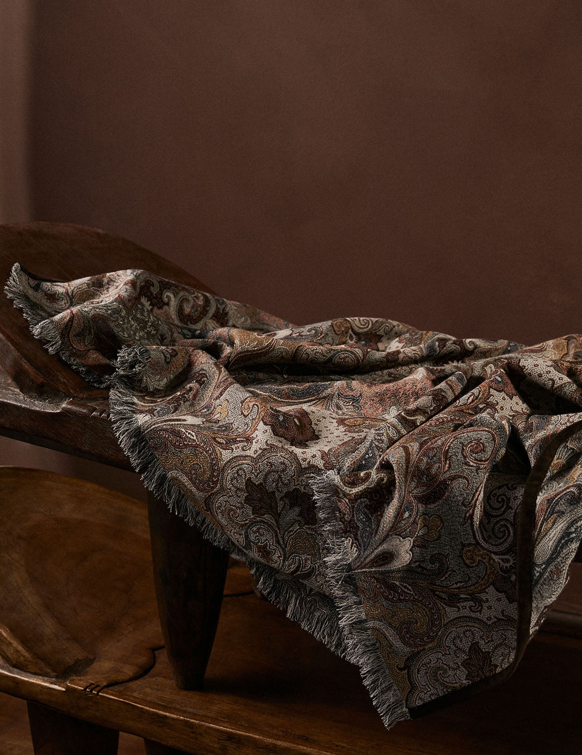 de Le Cuona | Elizabeth Throw with Fringe & Suede Edge – Pheasant