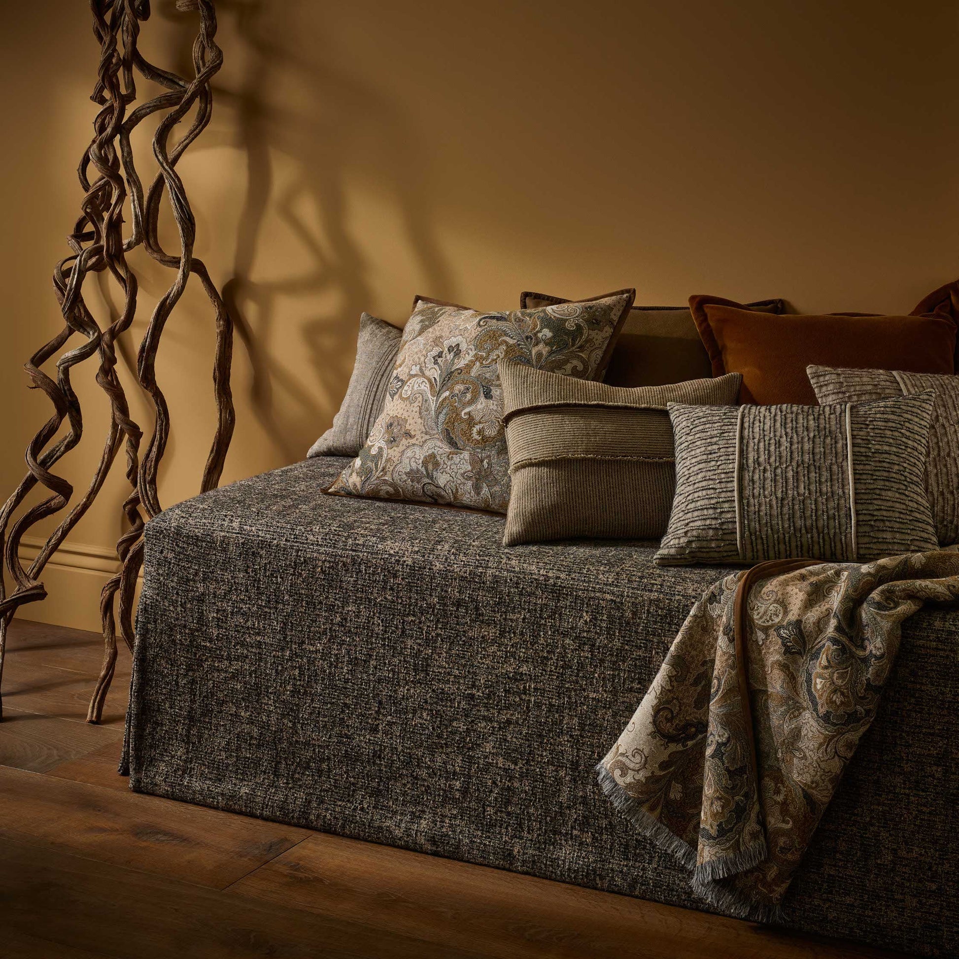 de Le Cuona | Nara Panel Cushion – Thistle