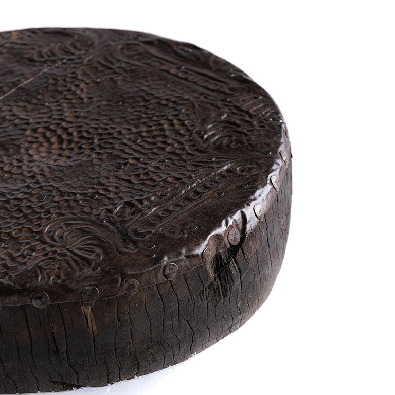 de Le Cuona | Engraved Mortar with Beaten Top and White Stripes No.36 – Brown