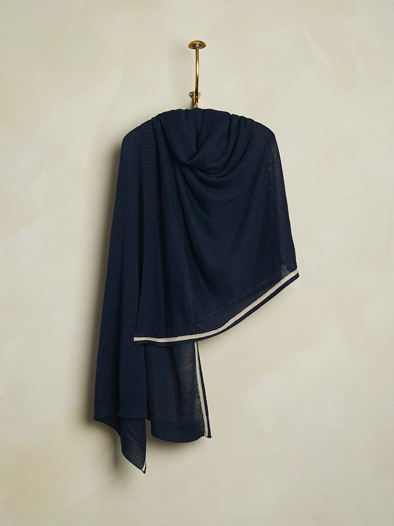 de Le Cuona | Fine Knit Linen Scarf – Navy