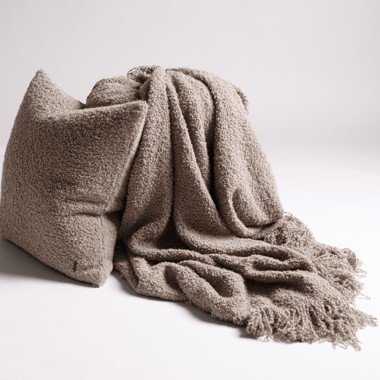 de Le Cuona | Handwoven Alpaca Blanket with Fringe – Fawn