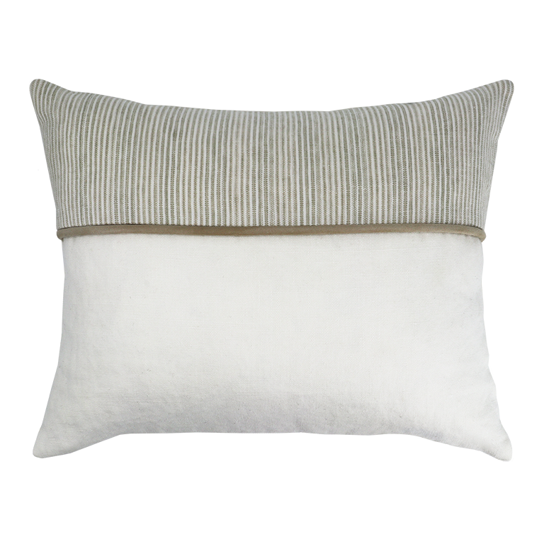 de Le Cuona | Hunter Cushion with Suede Detail – Flax