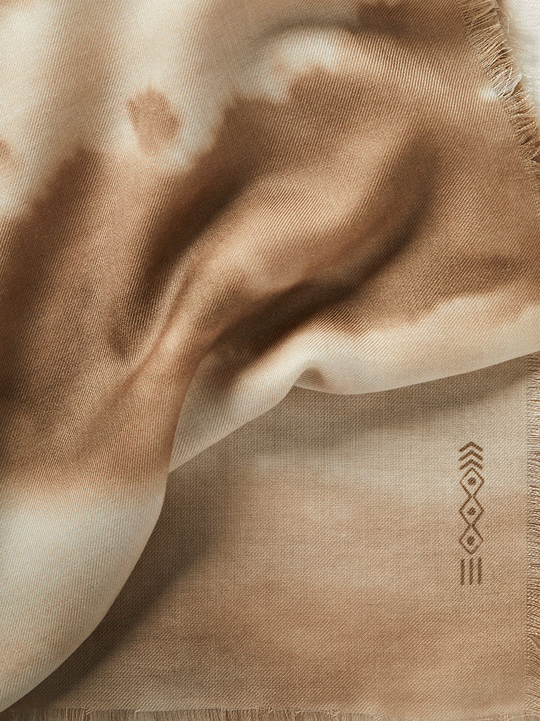 de Le Cuona | Ink Wash Cashmere Scarf – Cream