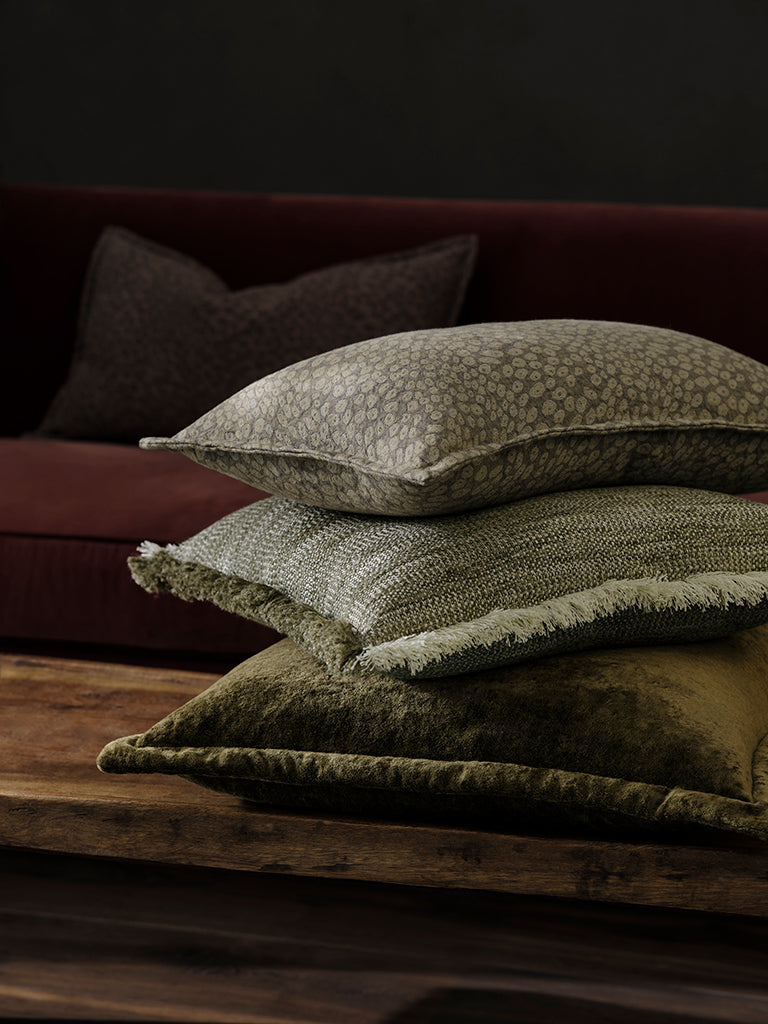 de Le Cuona | Tatami Cushion with Fringe – Pickle