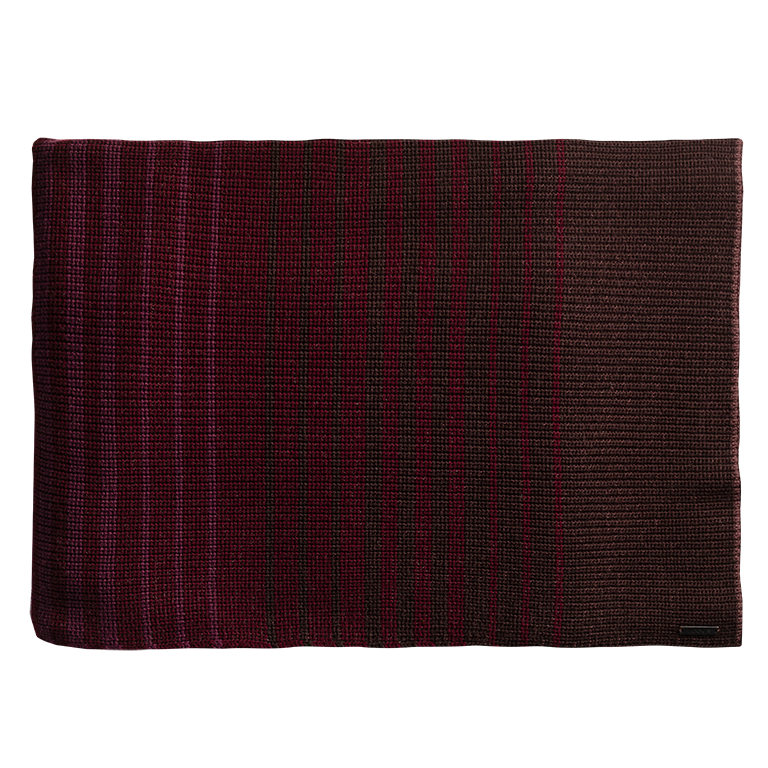 de Le Cuona | Knitted Wool Throw – Merlot