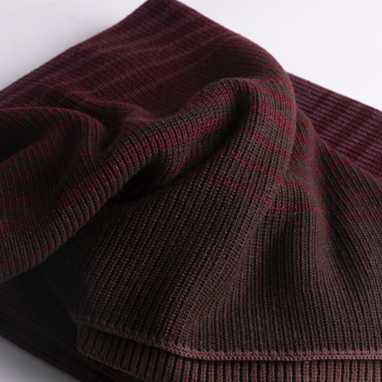 de Le Cuona | Knitted Wool Throw – Merlot