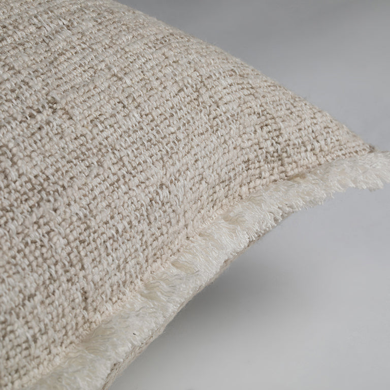 de Le Cuona | Limestone Cushion with Fringe Detail – Pumice