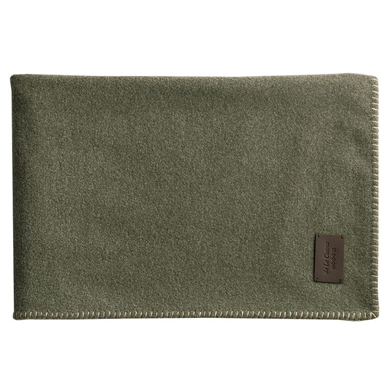 de Le Cuona | Merino Throw with Blanket Stitch – Meadow
