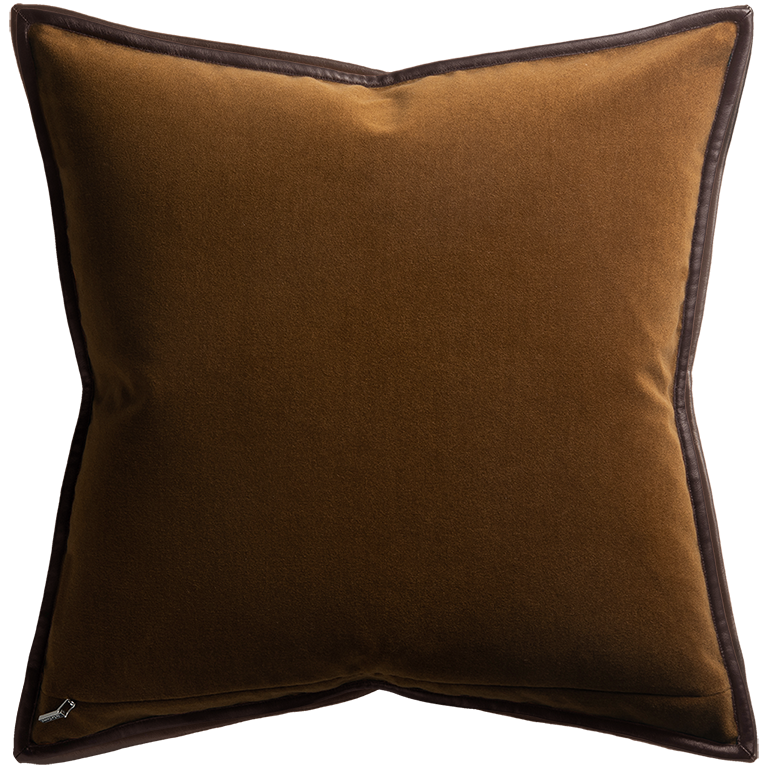 de Le Cuona | Merino Velvet Cushion with Leather Trim – Maple