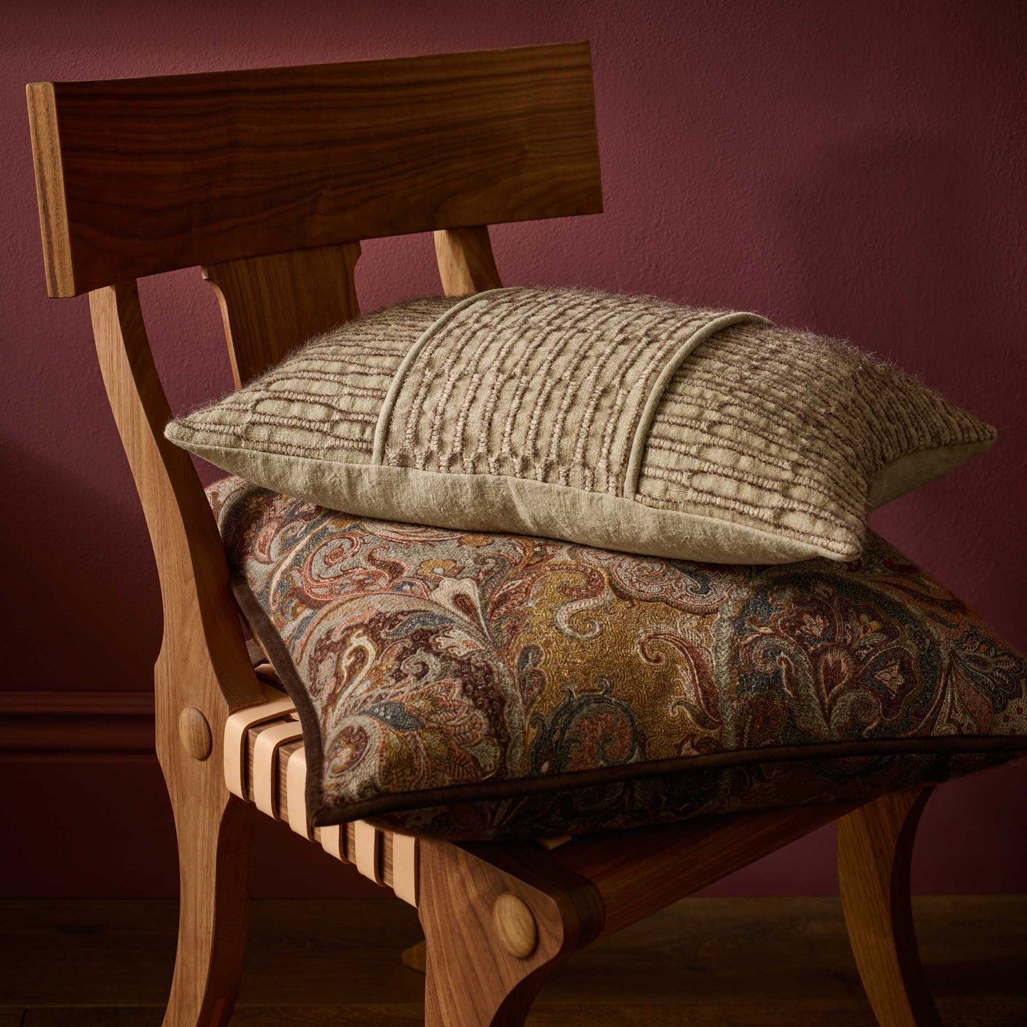 de Le Cuona | Nara Panel Cushion – Thistle